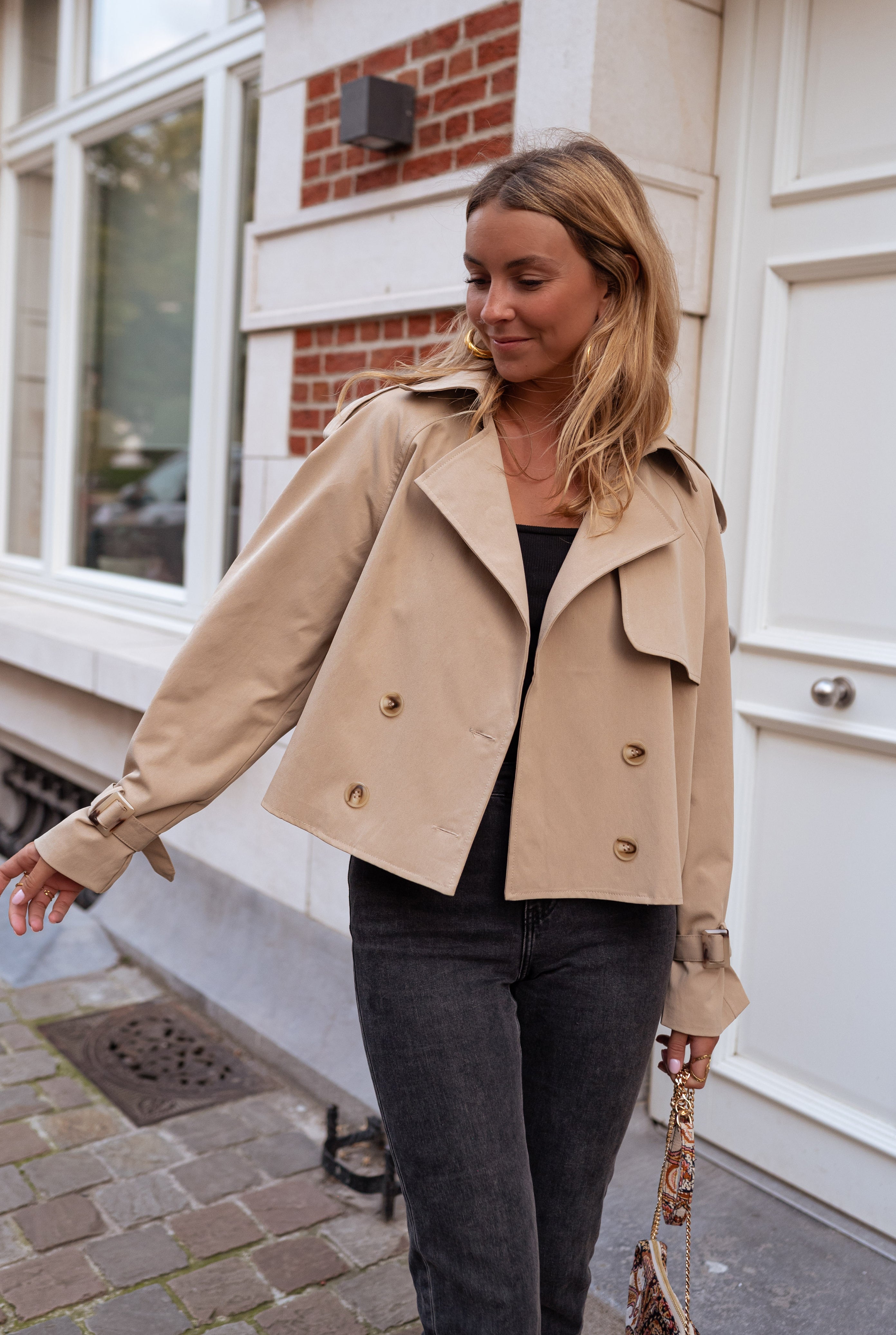Alyssa | Women's Cropped Double Breasted Coat