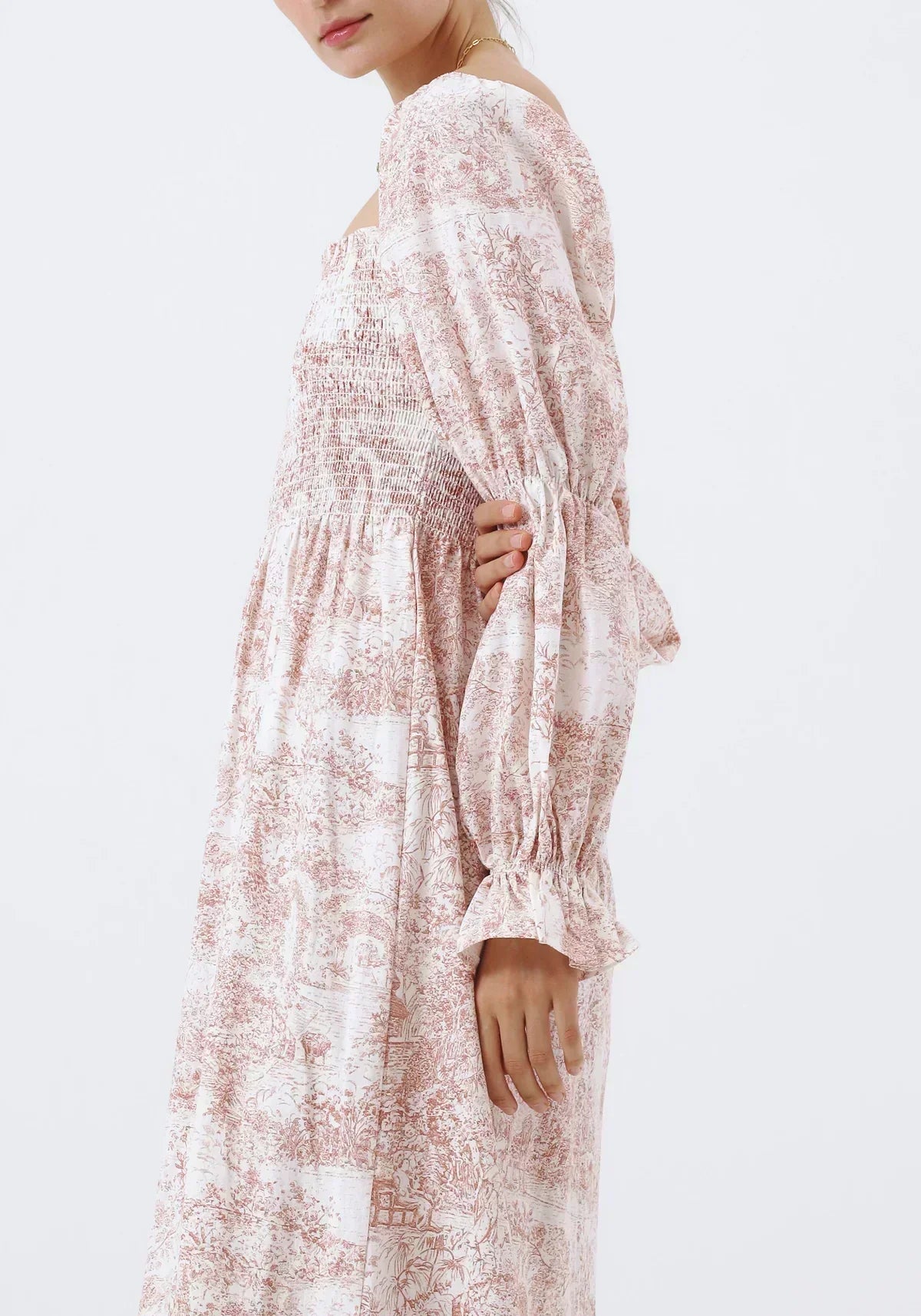 Brianna® | Chiffon dress with bell sleeves