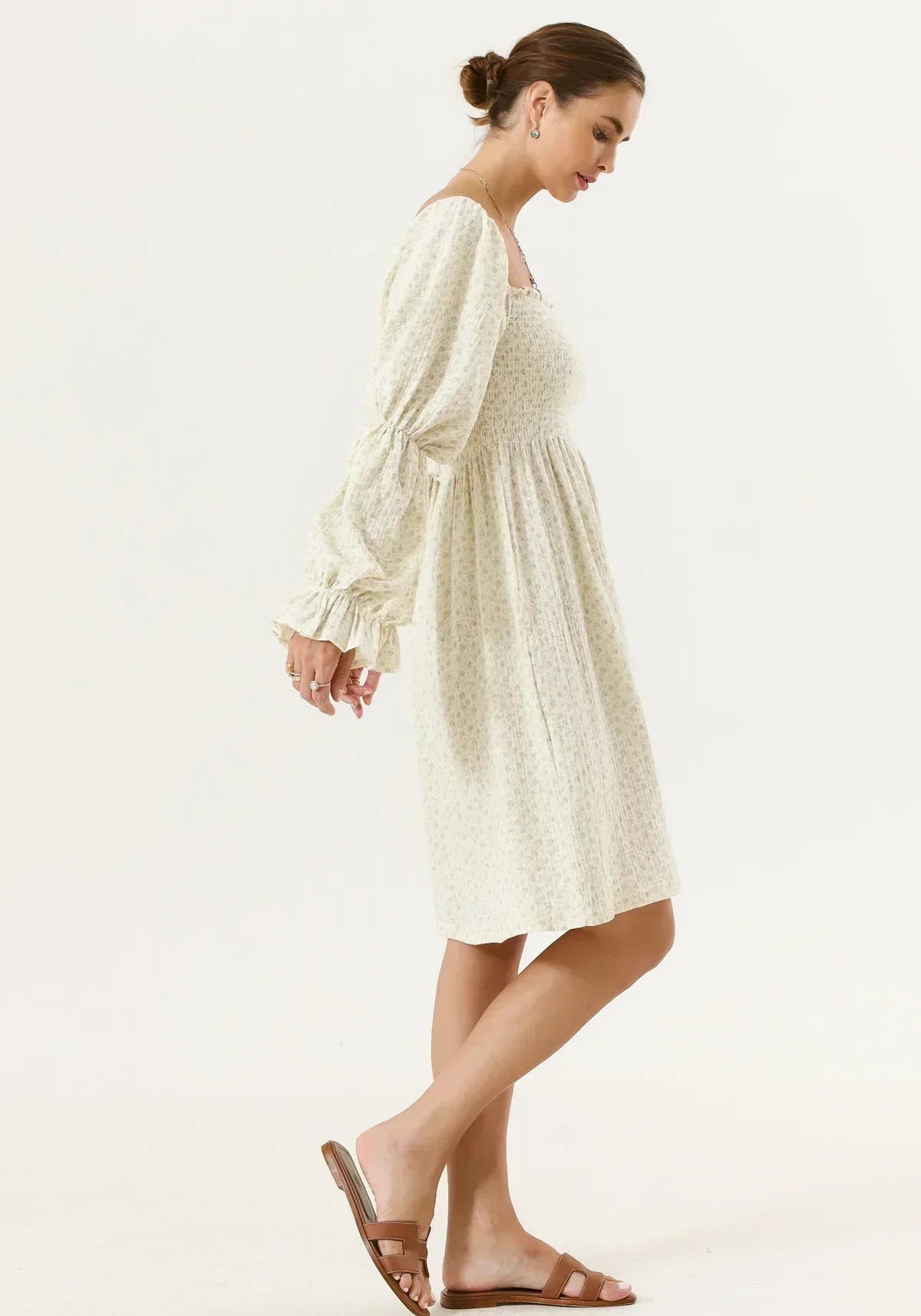 Brianna® | Chiffon dress with bell sleeves