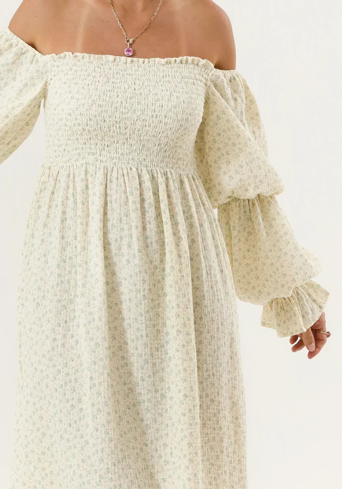 Brianna® | Chiffon dress with bell sleeves