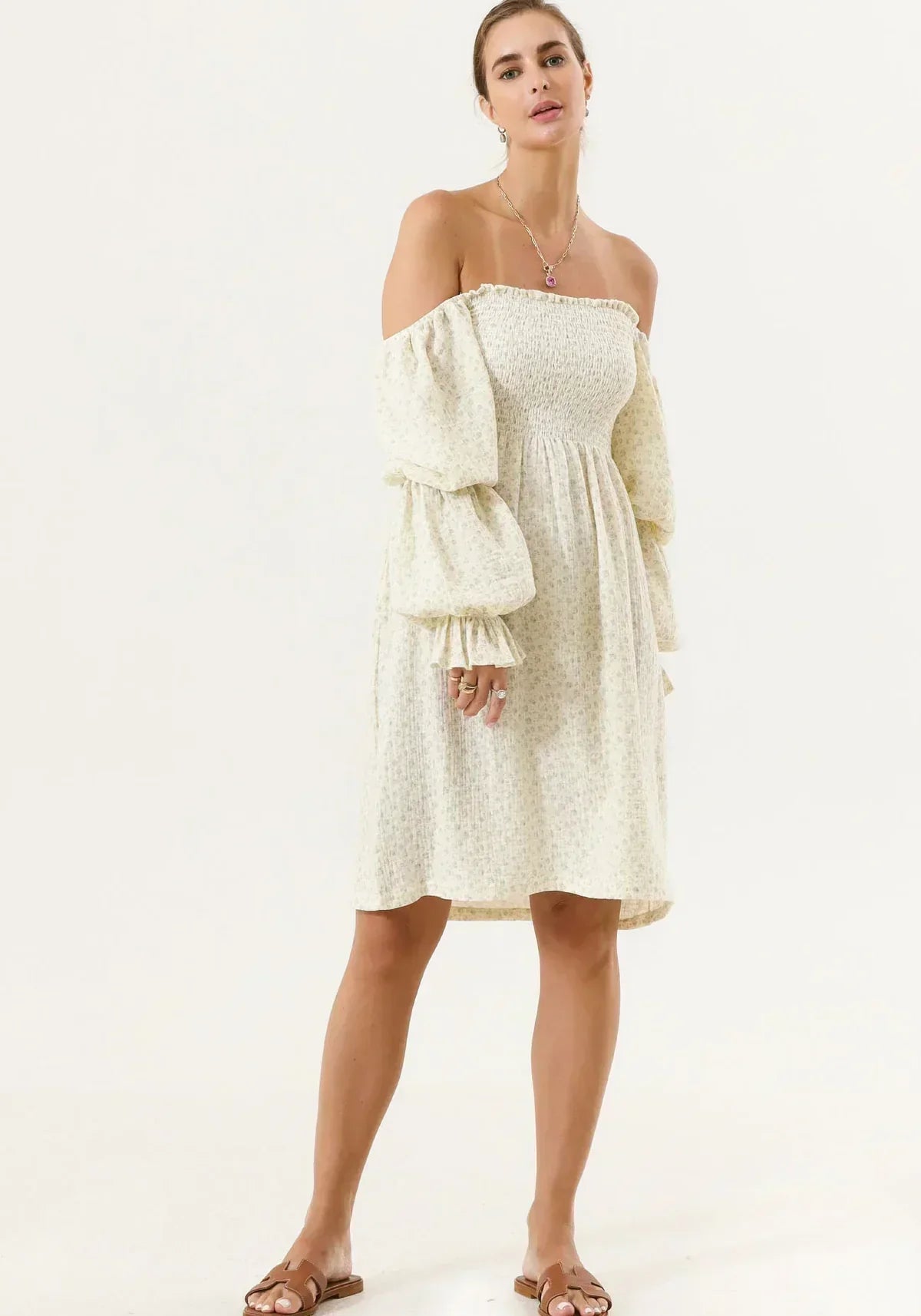 Brianna® | Chiffon dress with bell sleeves