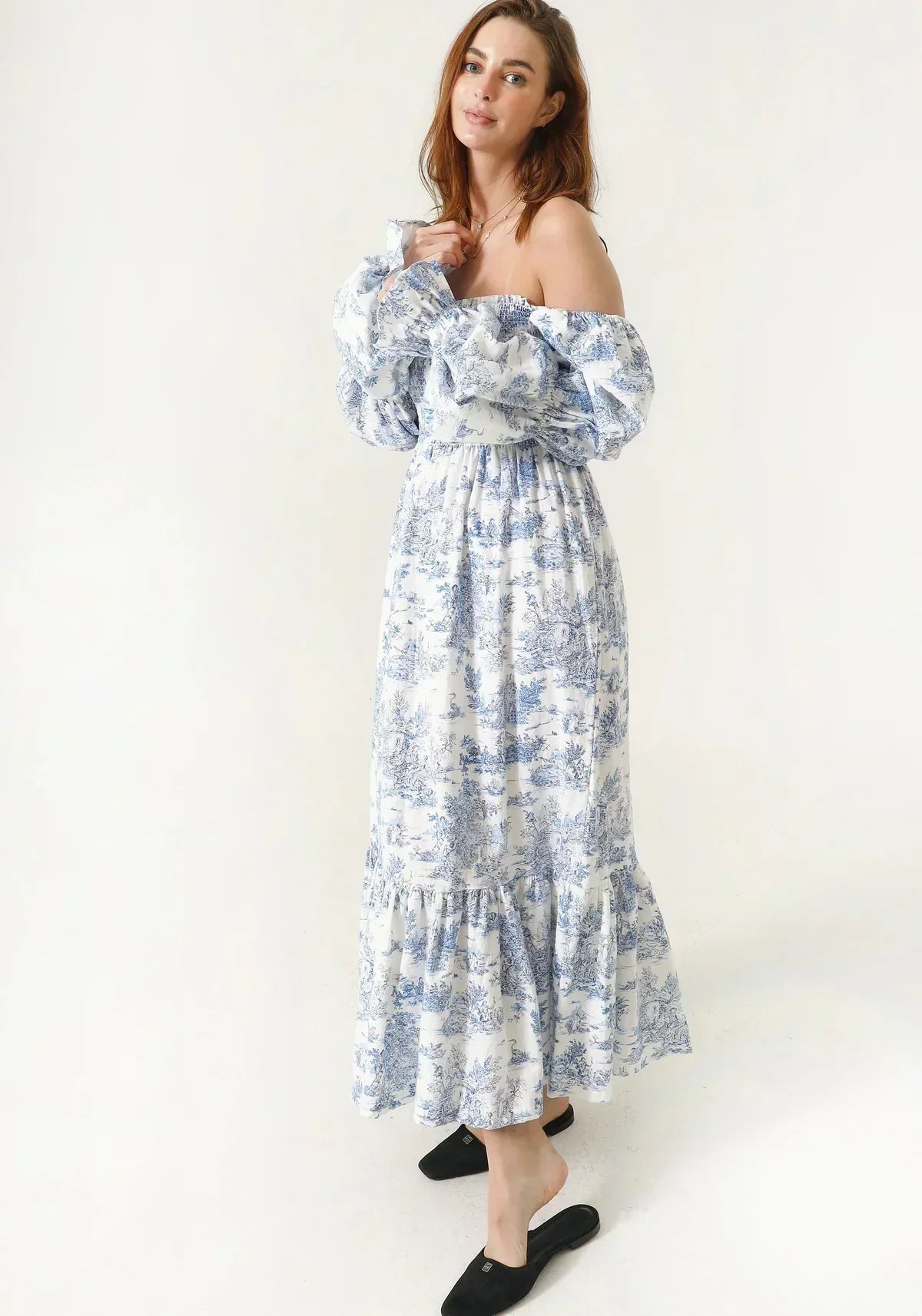 Brianna® | Chiffon dress with bell sleeves