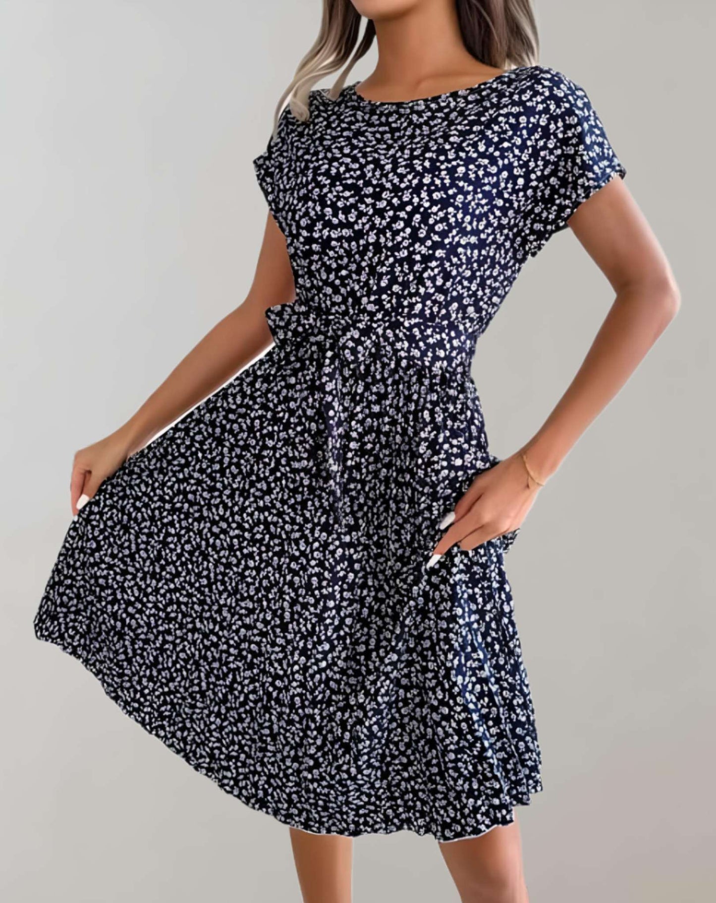 Daniela® | Effortless and elegant summer dress