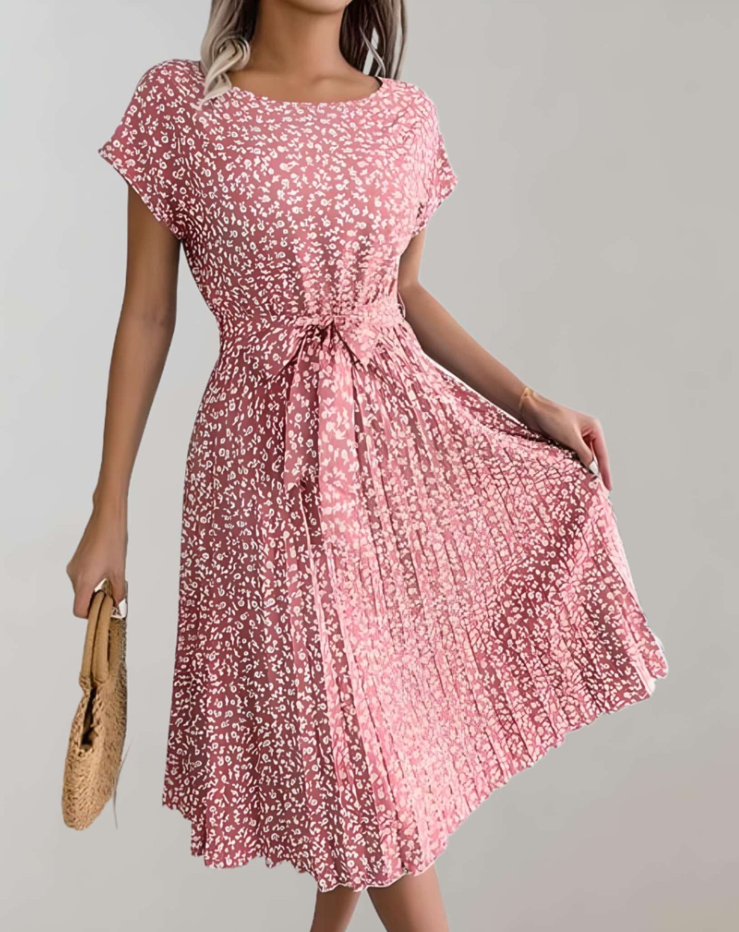 Daniela® | Effortless and elegant summer dress