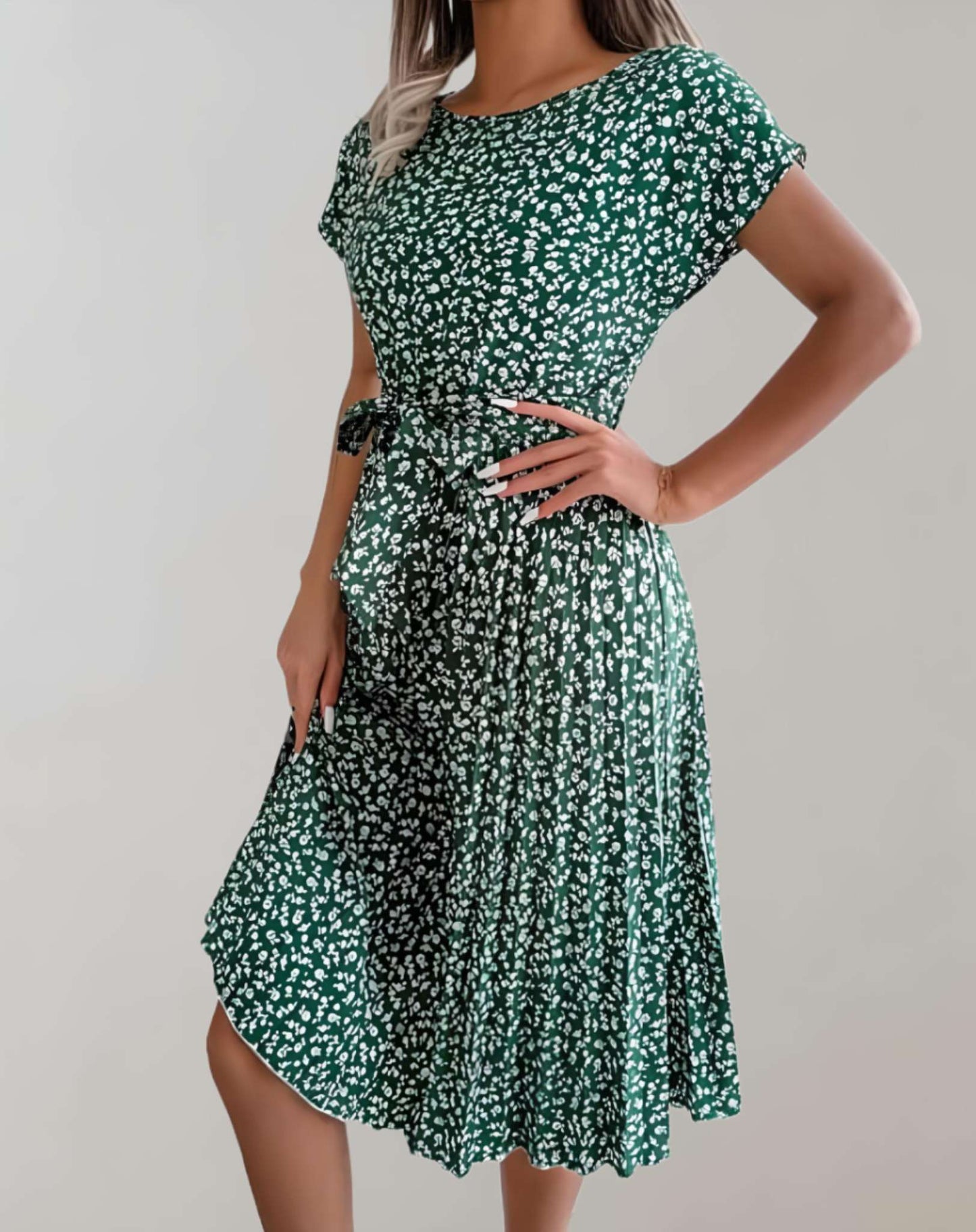 Daniela® | Effortless and elegant summer dress