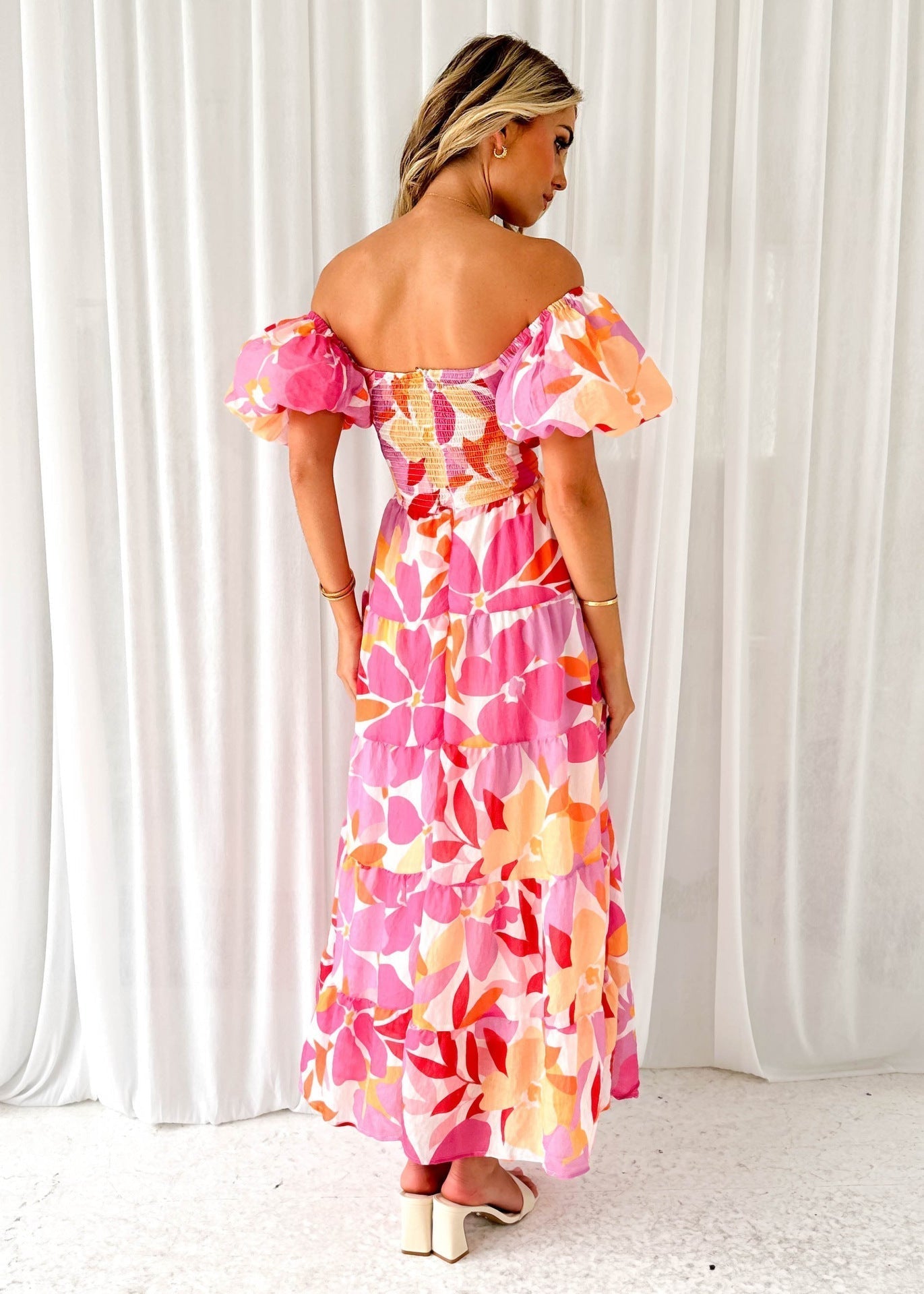 Brenda® | Valentina dress with puff sleeves