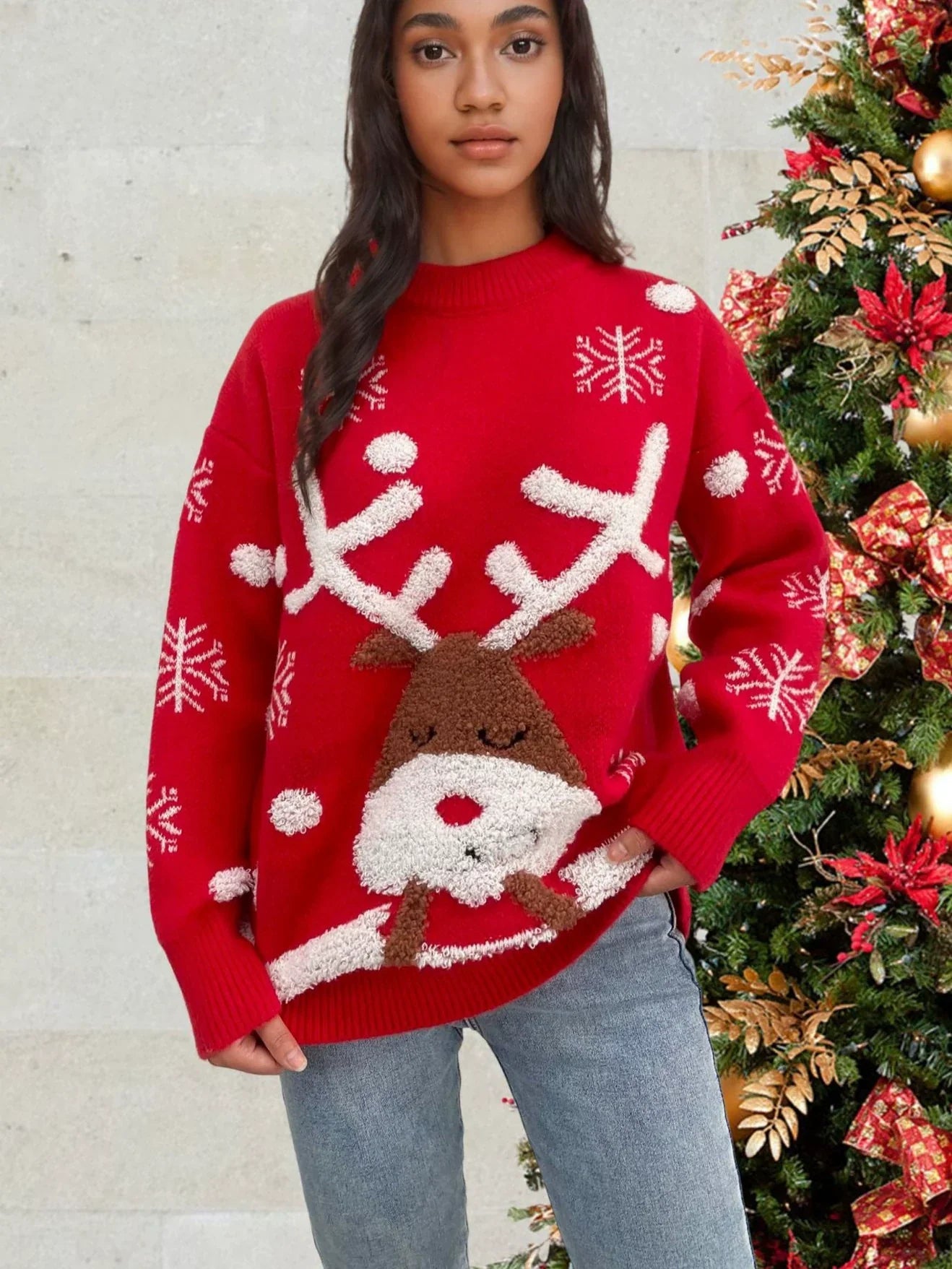 Women’s Knitted Sweater – Oversized Fit – Wool Blend – Crew Neck – Embroidered Deer