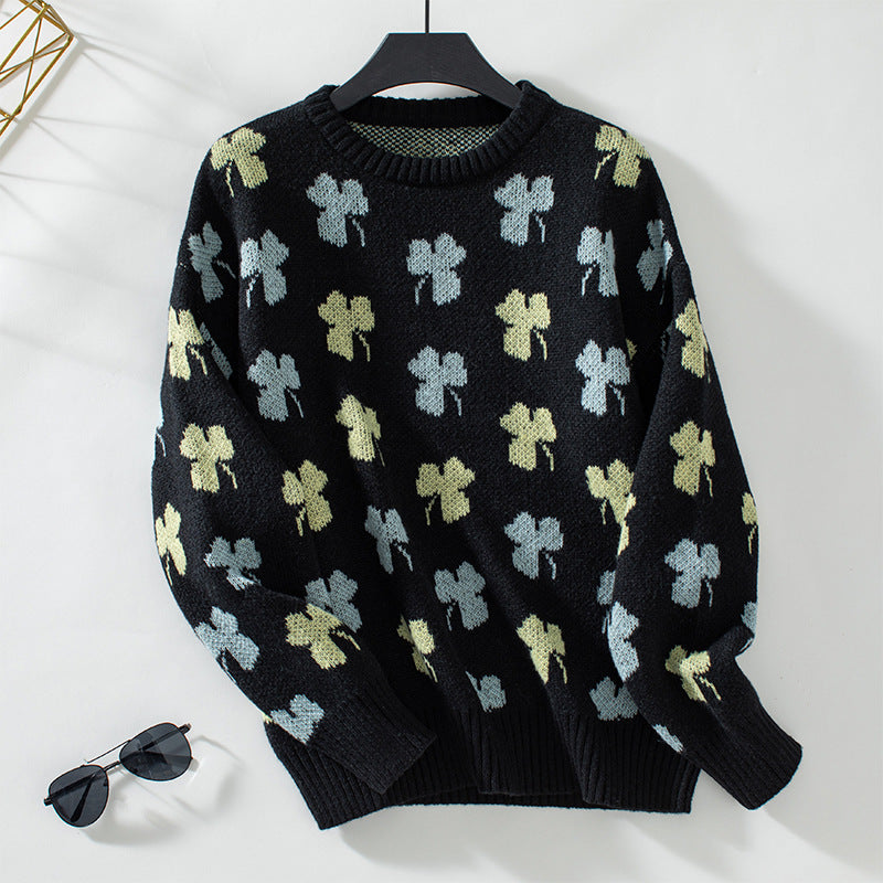 Elisa® | Knitted sweater with a lucky clover pattern
