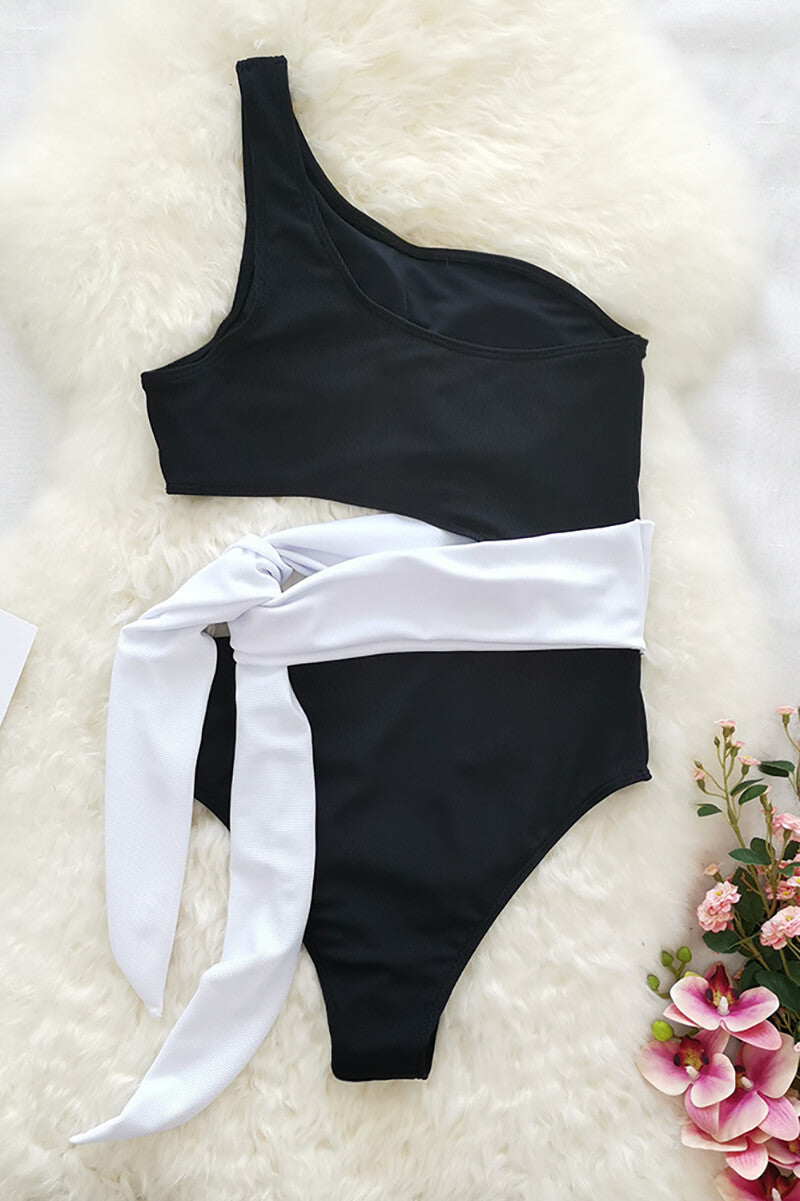 Aurora® | Two-tone asymmetrical swimsuit with lace
