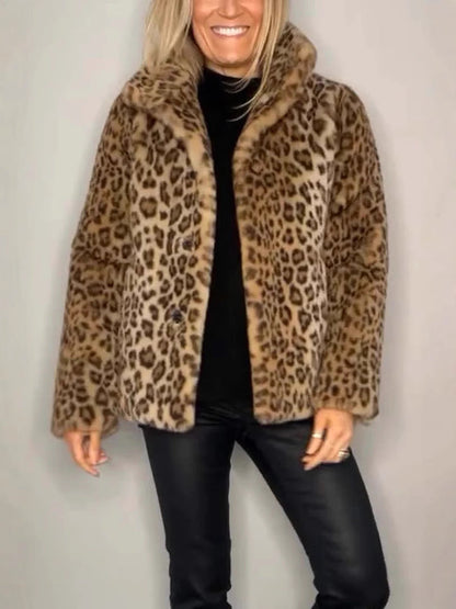 Women’s Coat – Faux Fur – Oversized Fit – Notched Collar – Leopard Print – Casual