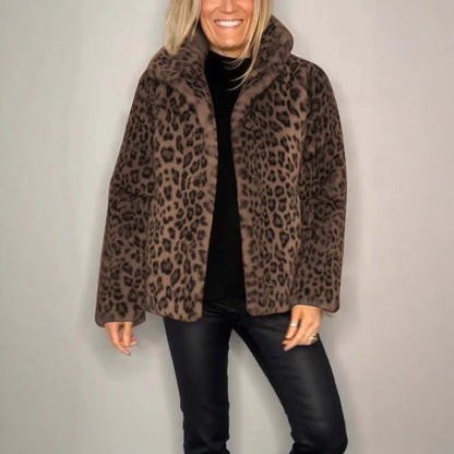 Women’s Coat – Faux Fur – Oversized Fit – Notched Collar – Leopard Print – Casual