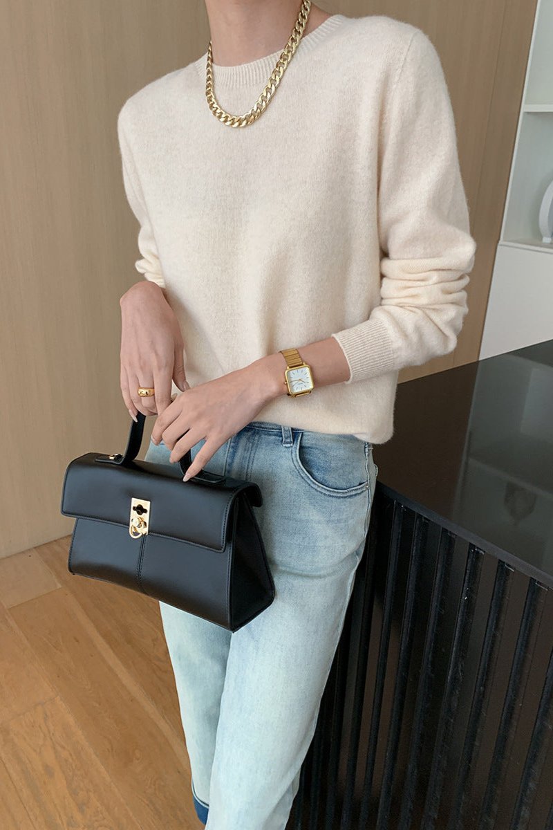 Brynes® | Chic And Versatile Winter Blouse
