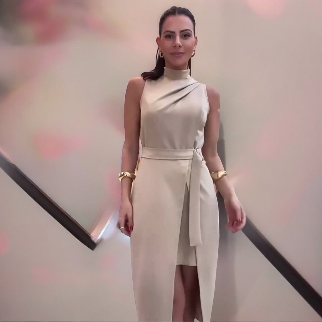 Cecilia® | Sleeveless pleated dress with high waist