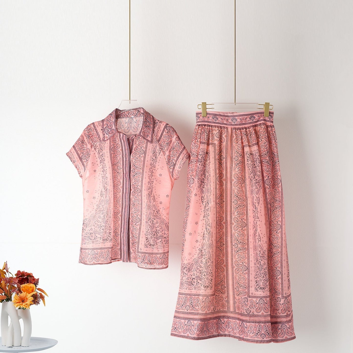 Angela® | Impera printed blouse and falda set