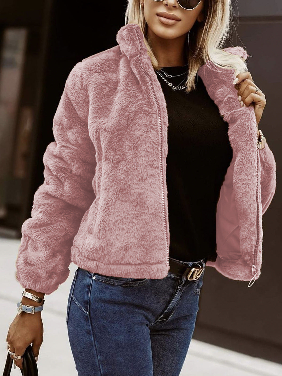 Women’s Faux Fur Coat – Oversized Fit – High Collar – Zipper Front – Plush Texture
