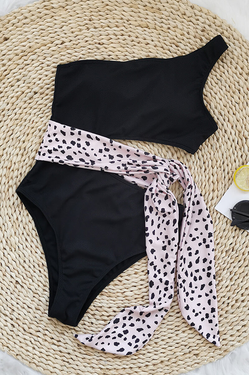 Aurora® | Two-tone asymmetrical swimsuit with lace