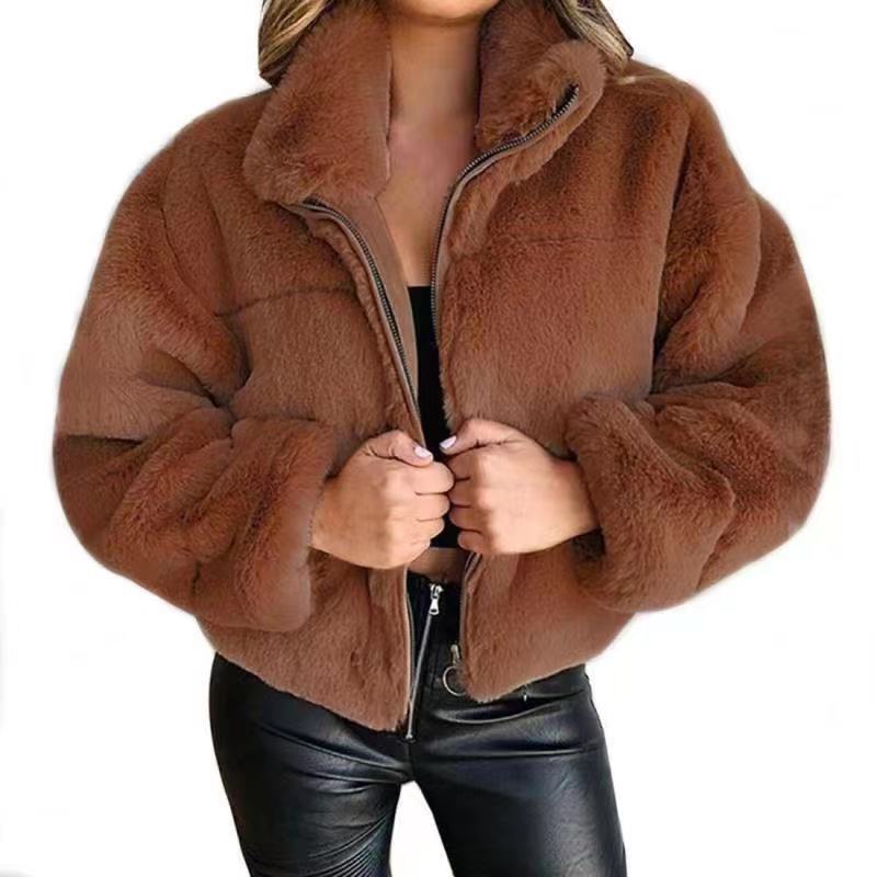 Women’s  Faux Fur Coat – Oversized Fit – Mid-Length – Zipper – High Collar