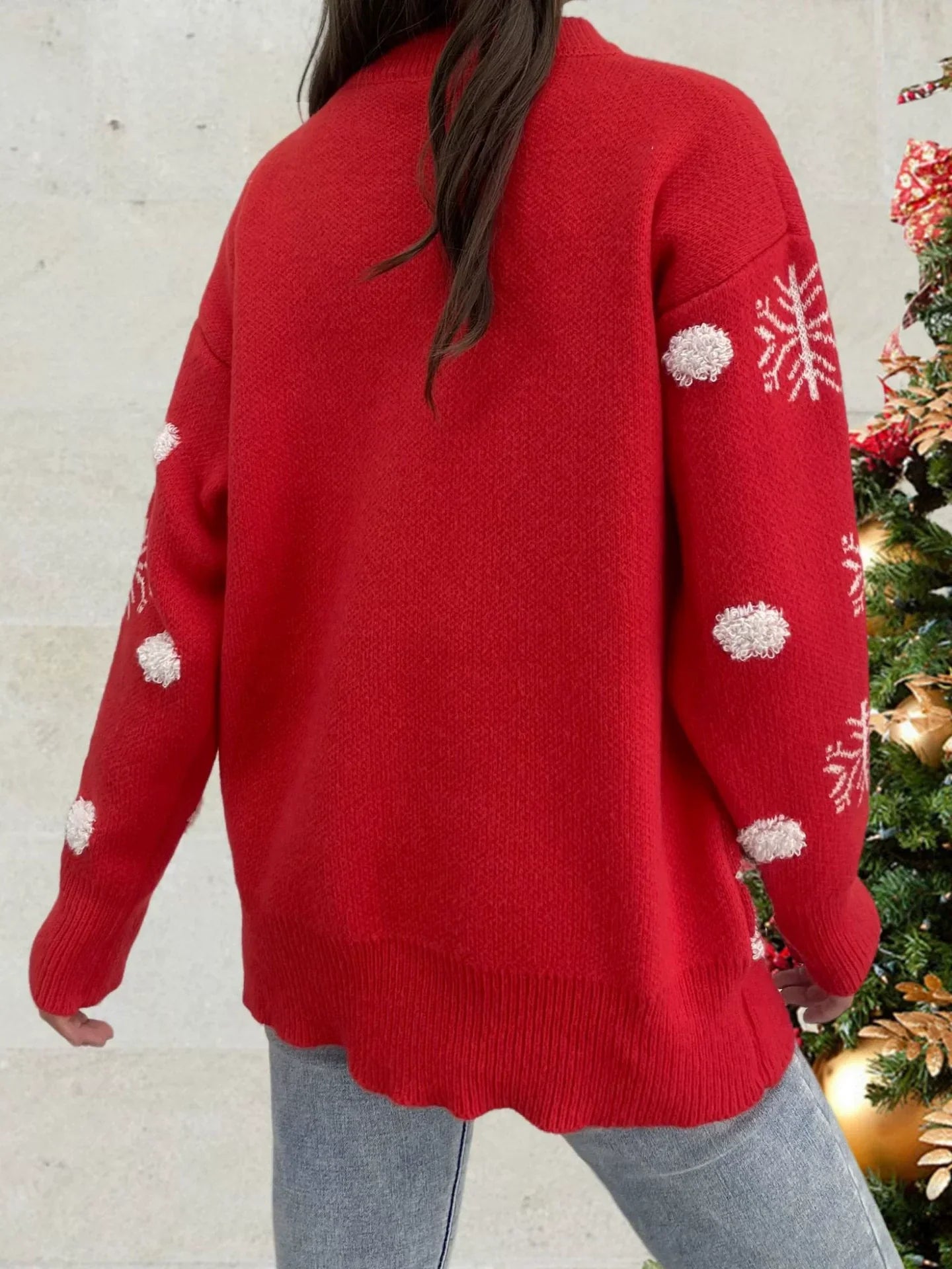 Women’s Knitted Sweater – Oversized Fit – Wool Blend – Crew Neck – Embroidered Deer