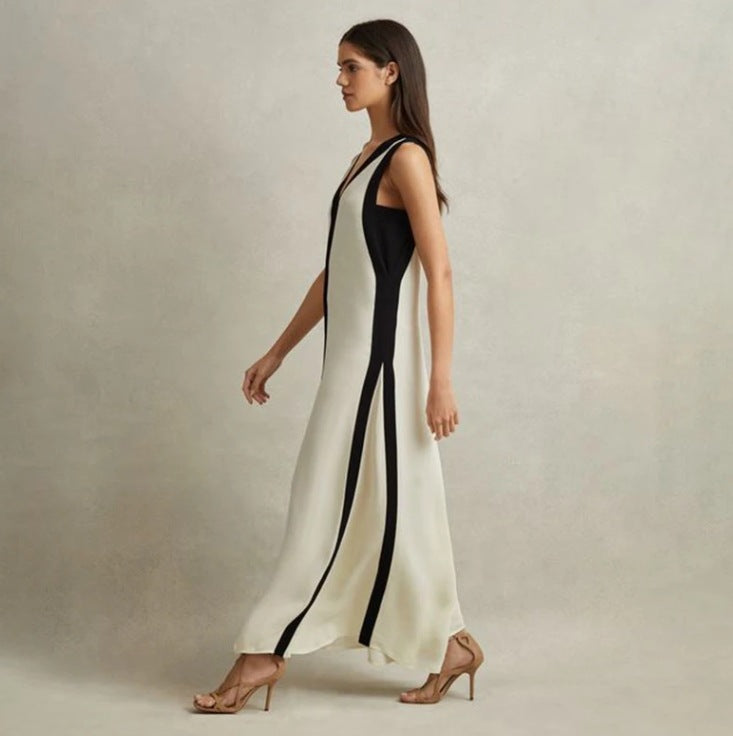 Caroline® | Two-tone long dress with V-neck