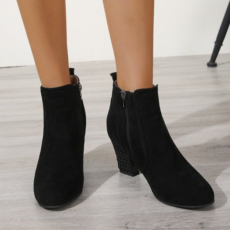 Elena® | Elegant and detailed support boots
