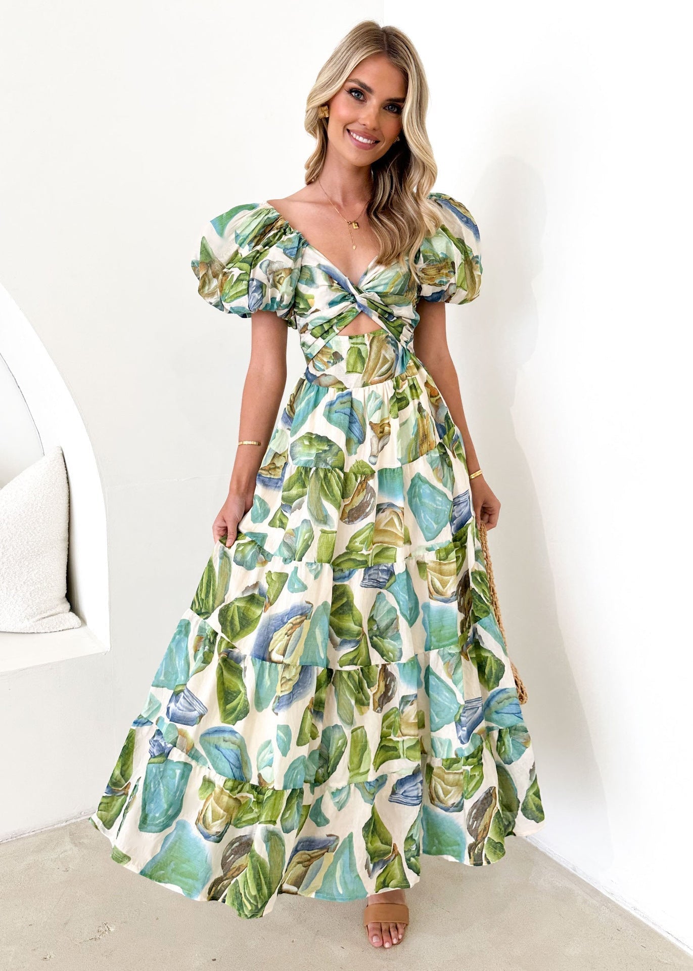 Brenda® | Valentina dress with puff sleeves
