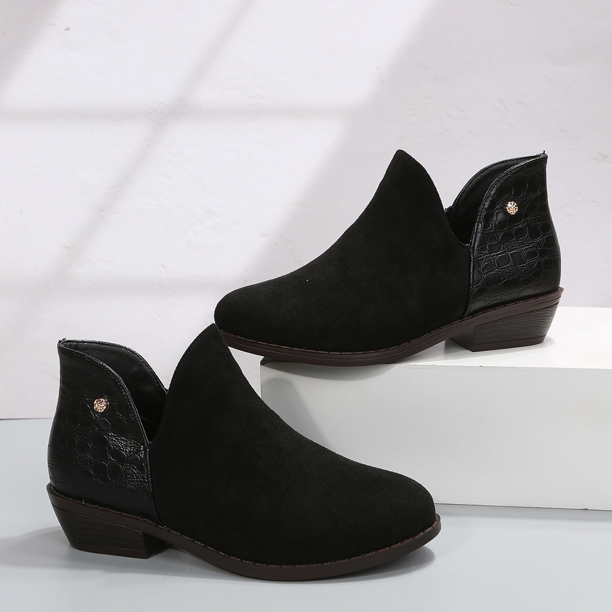 Catalina® | Custom-made, supportive orthopedic boots
