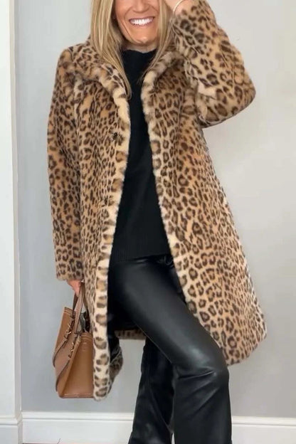 Women’s Coat – Faux Fur – Oversized Fit – Notched Collar – Leopard Print – Casual