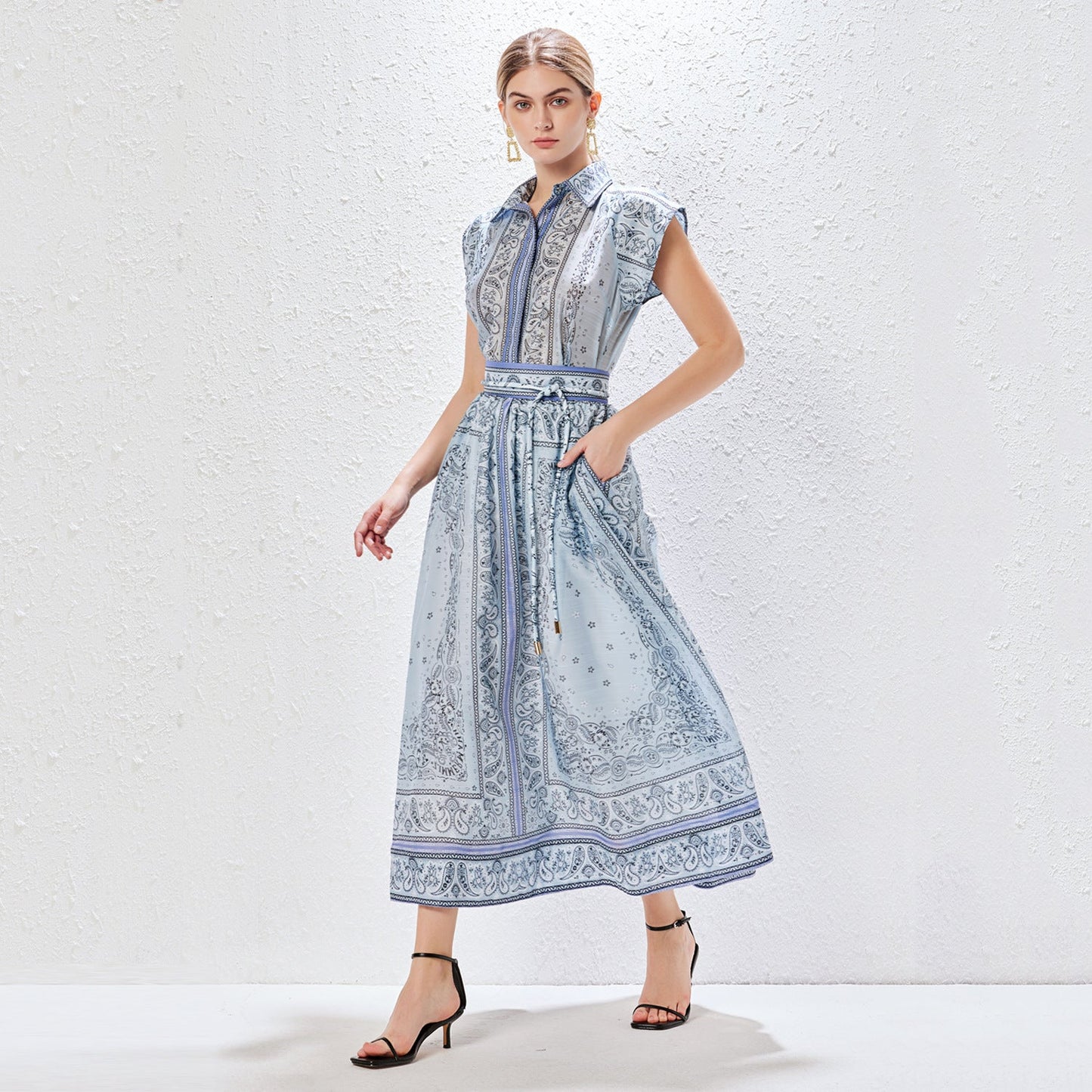 Angela® | Impera printed blouse and falda set