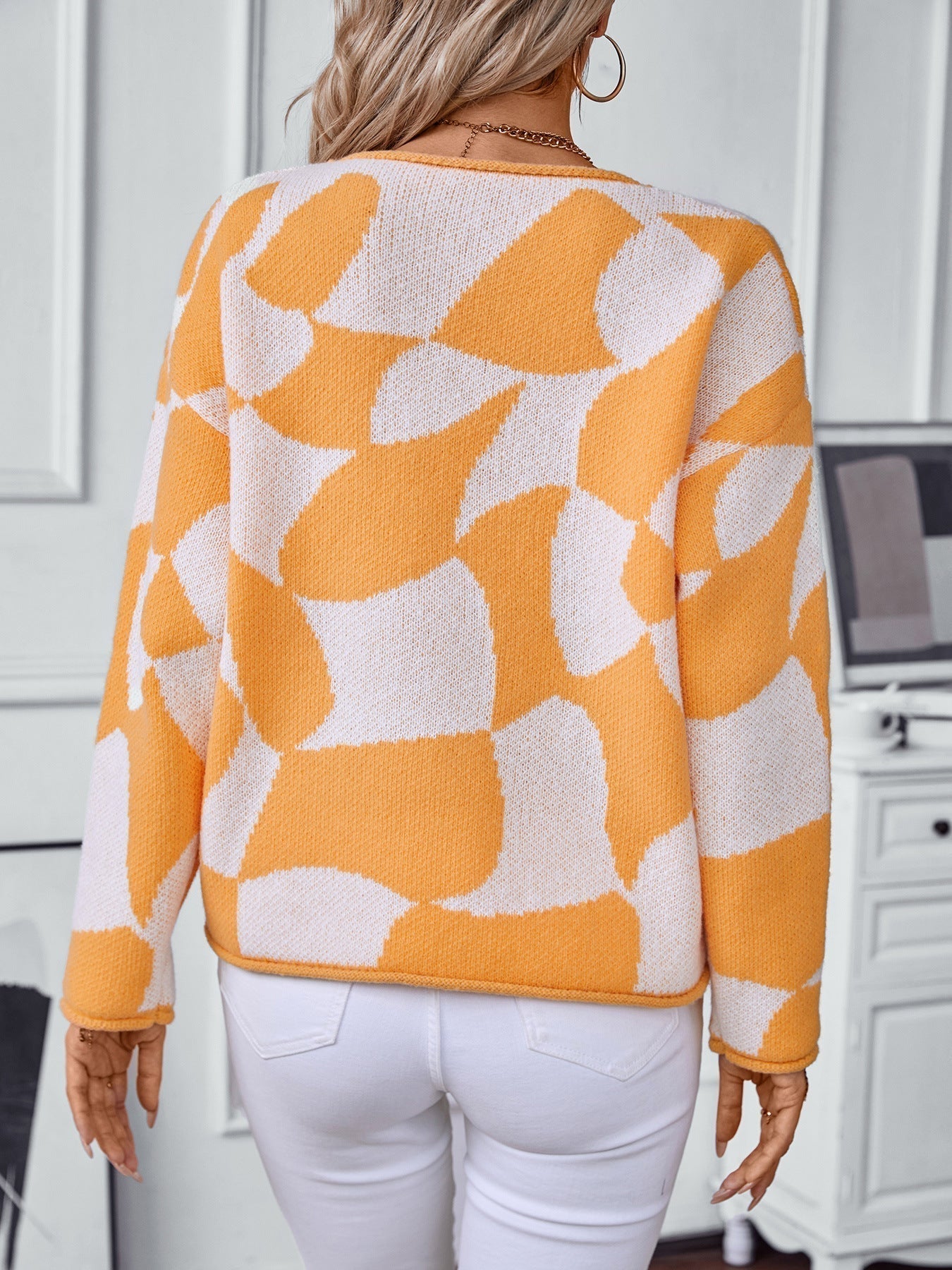 Dorotea® | Sweater with a geometric pattern in a contrasting color