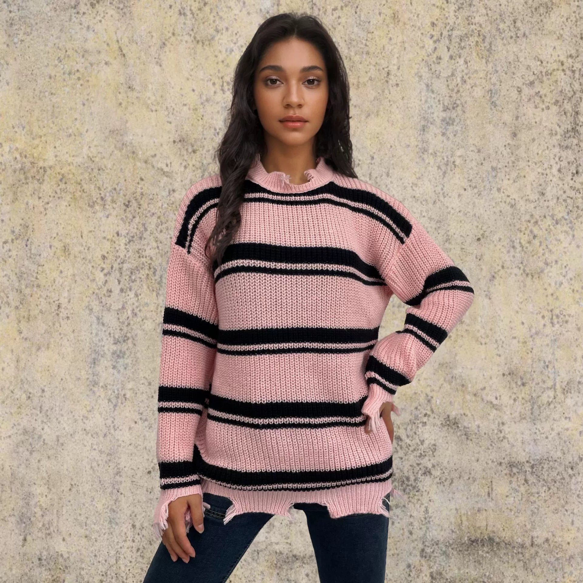 Women’s Pullover Sweater – Oversized Fit – Knitted Wool – Contrast Stripes – Fringe Hem