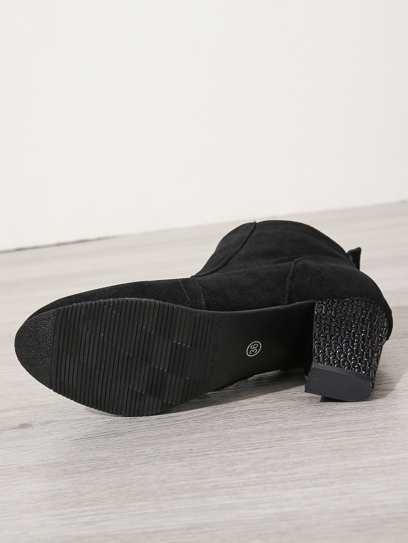 Elena® | Elegant and detailed support boots