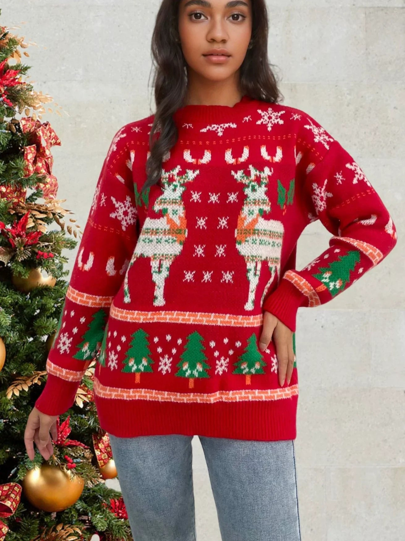 Women’s Knitted Sweater – Relaxed Fit – Wool Blend – Deer and Snowflake Design – Hip Length
