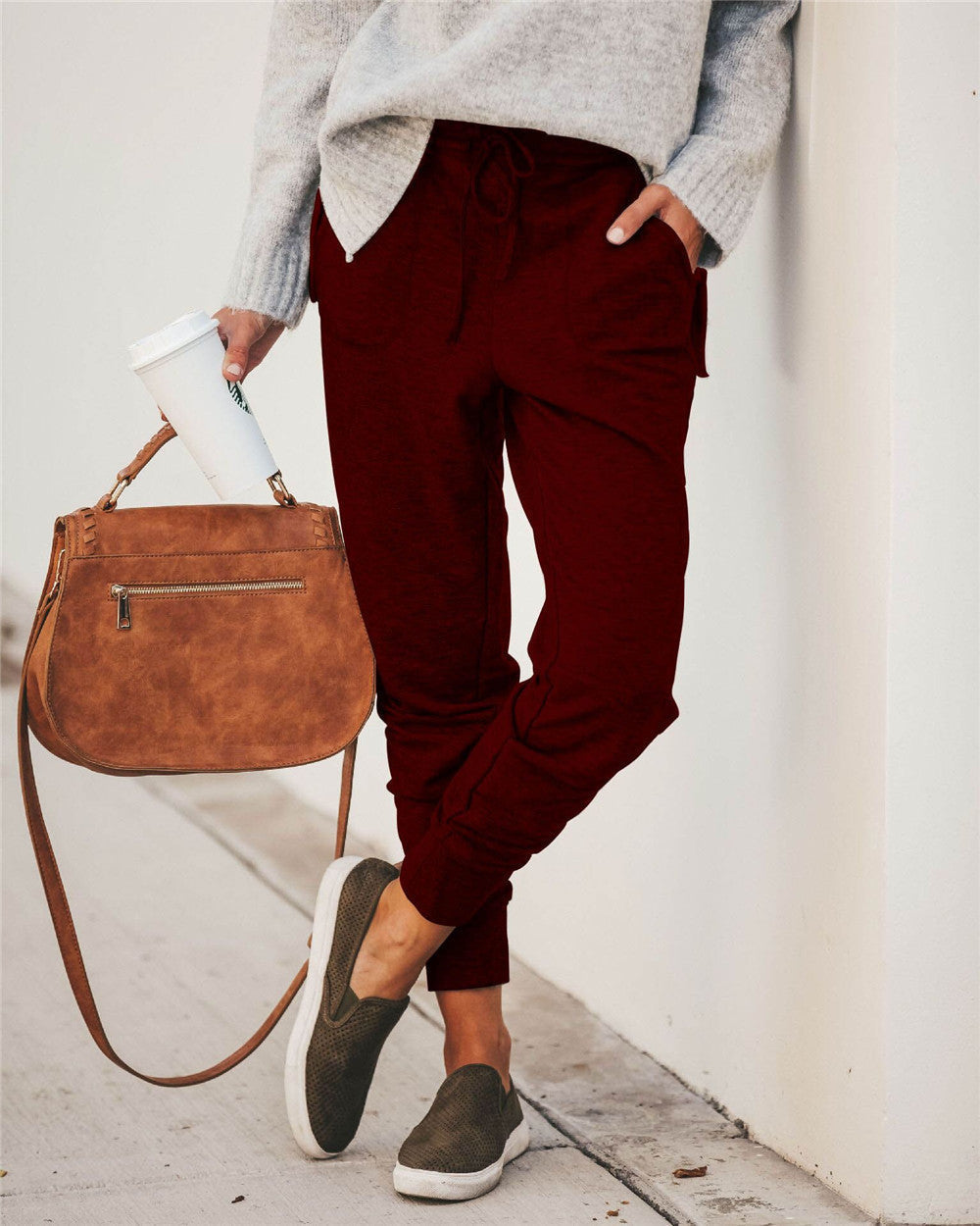 Women’s Jogger Pants – Relaxed Fit – Cotton Blend – Elastic Waist – Tapered Ankle – Pockets