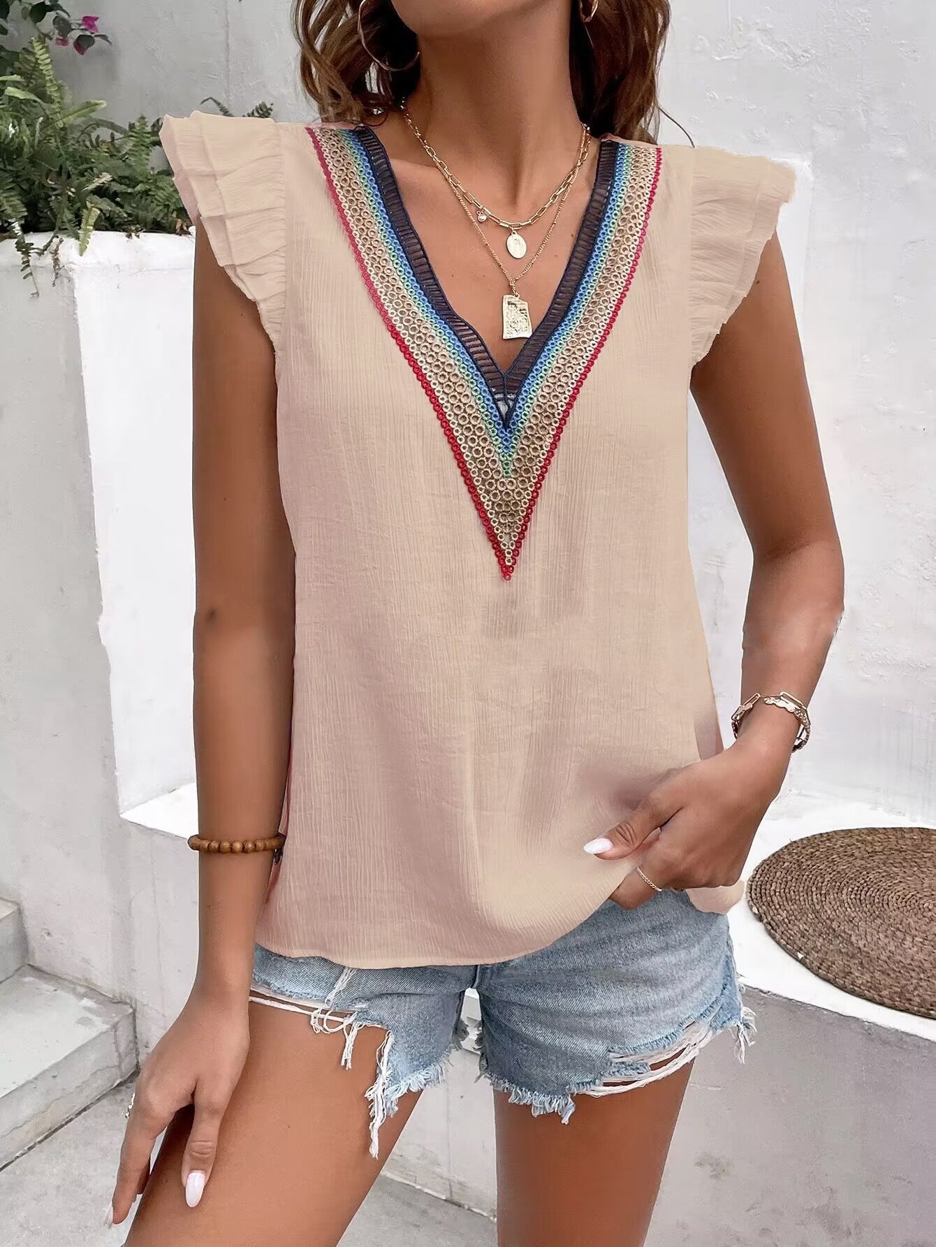 Dalia® | Women'S Blouse With Colorful V-Neck And Ruffle Details