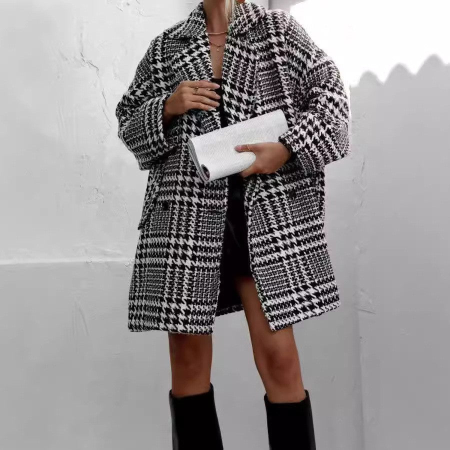 Women’s Wool Coat – Oversized Fit – Check Pattern – Knee Length – Single Breasted