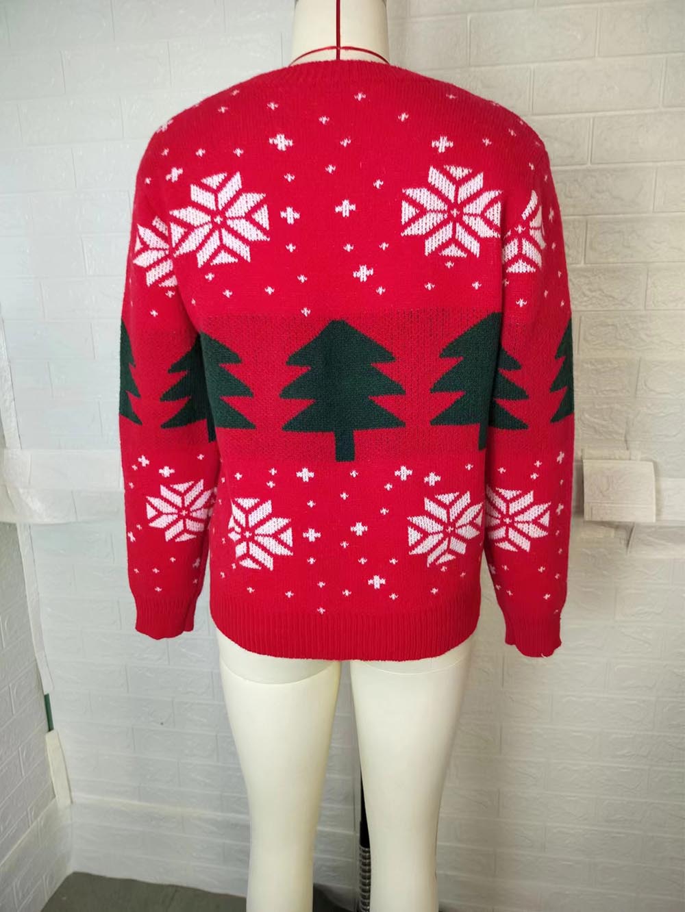 Dorotea® | Red Christmas tree jacquard sweater