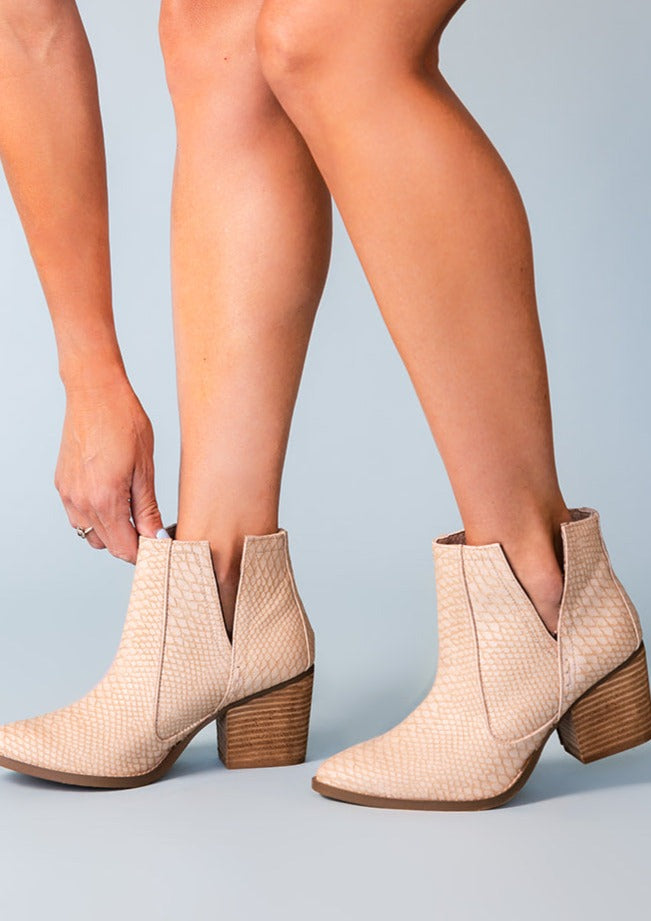 Annabelle® | Tarim bootie in blush