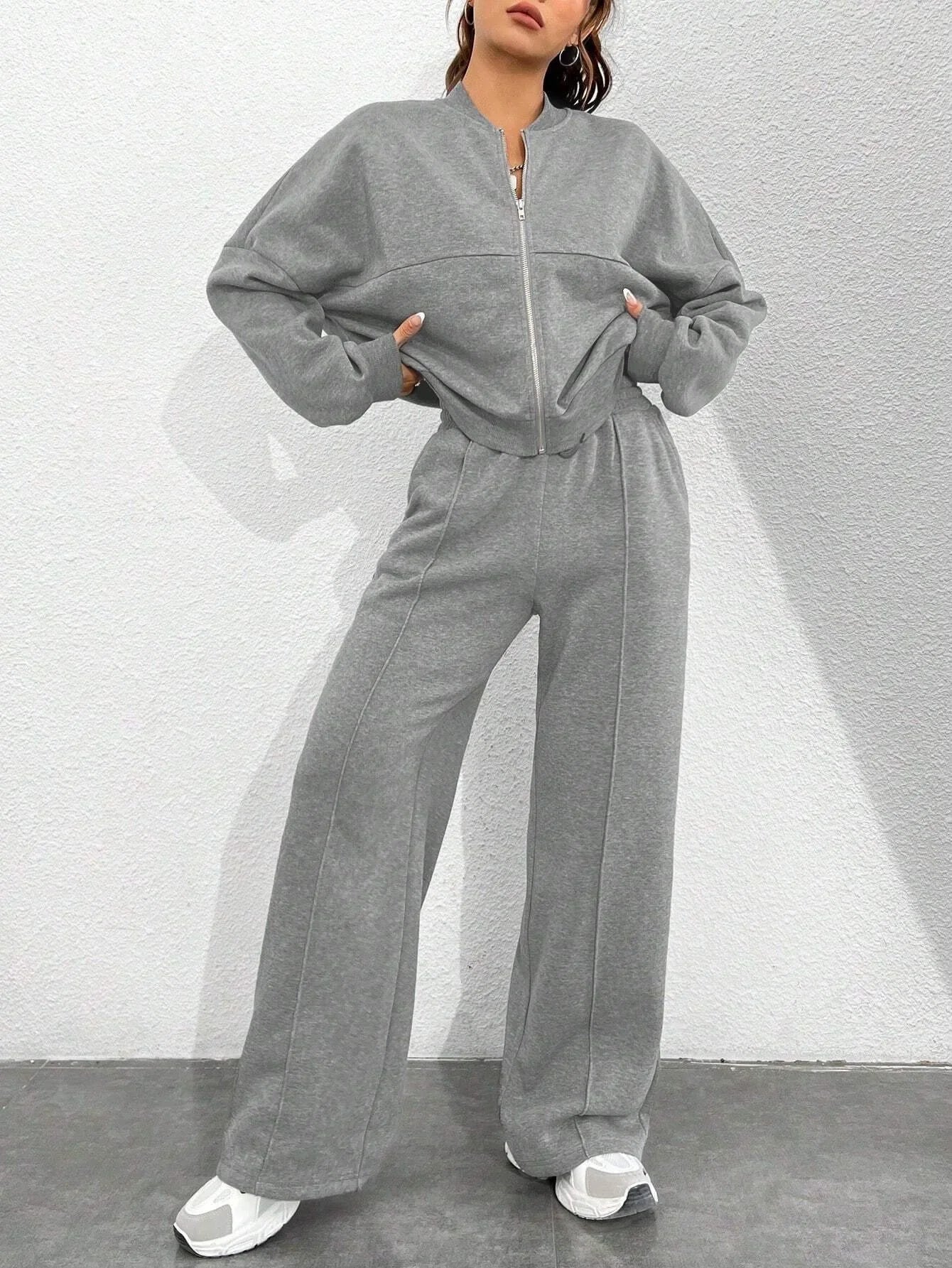 Ariadna® | Elegant streetwear two-piece set