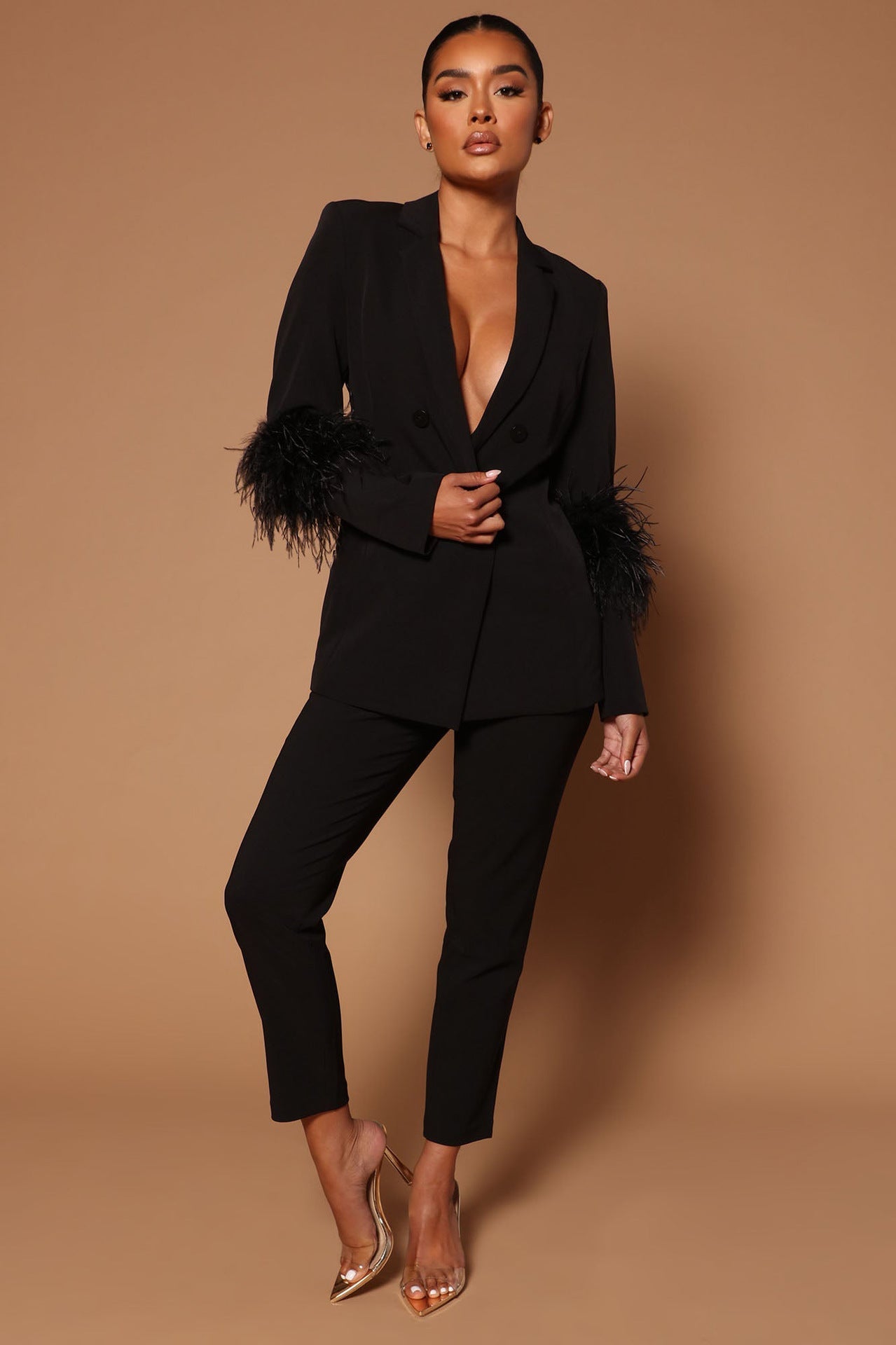Amara® | Blazer with feathers and pants set for women