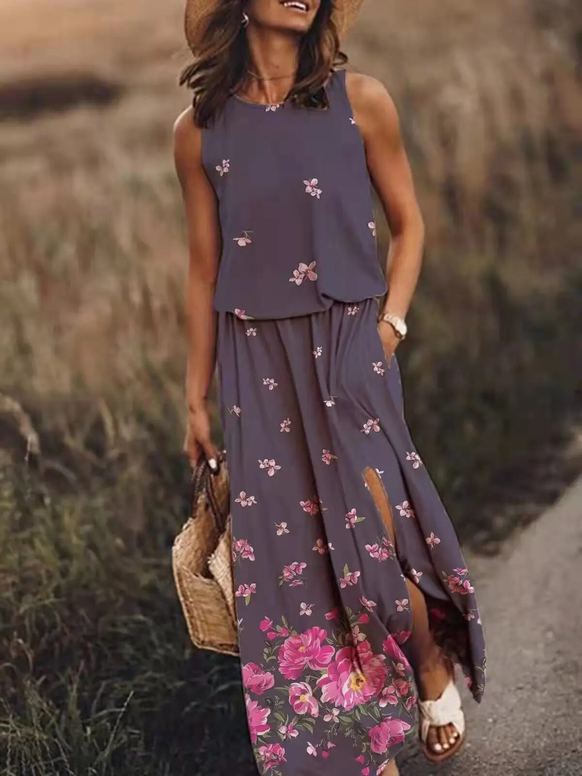 Jed | Women's maxi dress with graphic prints for summer