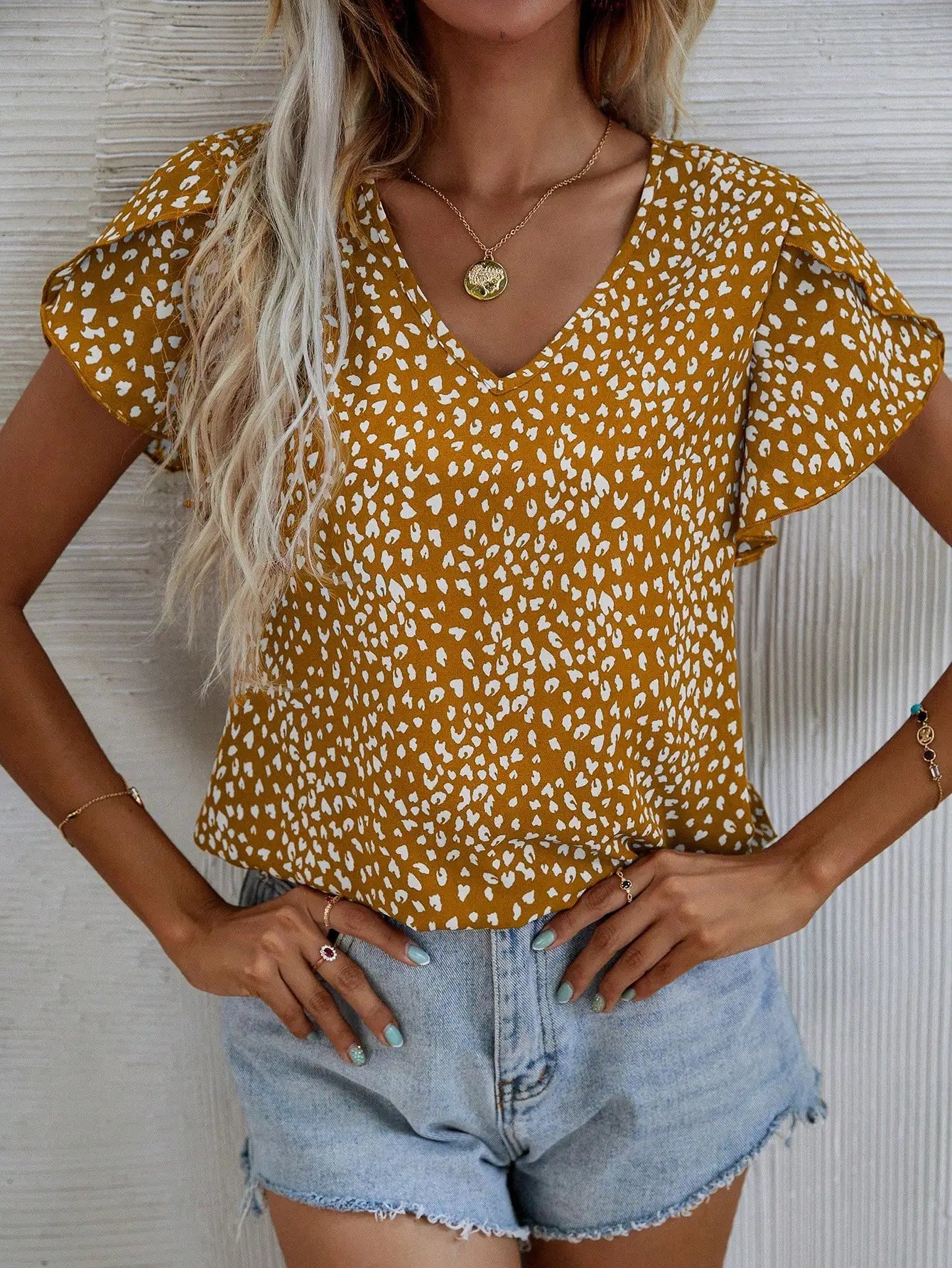 Bruer® | Short-Sleeved Summer Blouse With A Slim Fit Without A Collar