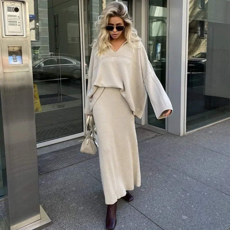 Charity® | Knitted set consisting of a loose sweater and long skirt