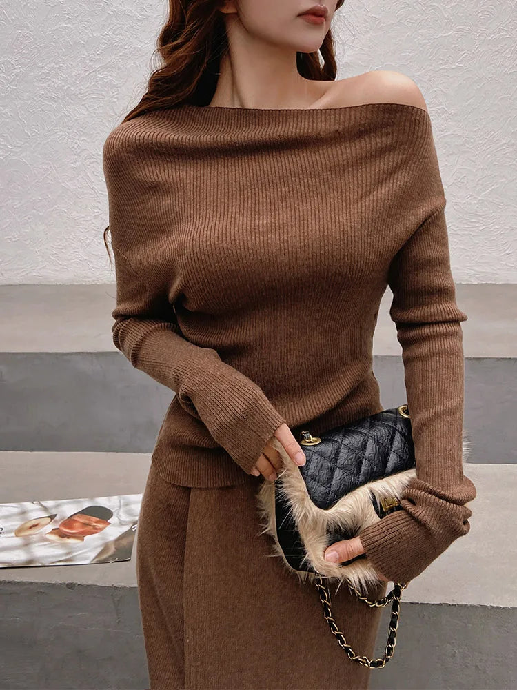 Aimee® | Two-piece set consisting of a fashionable skirt and sweater for autumn and winter