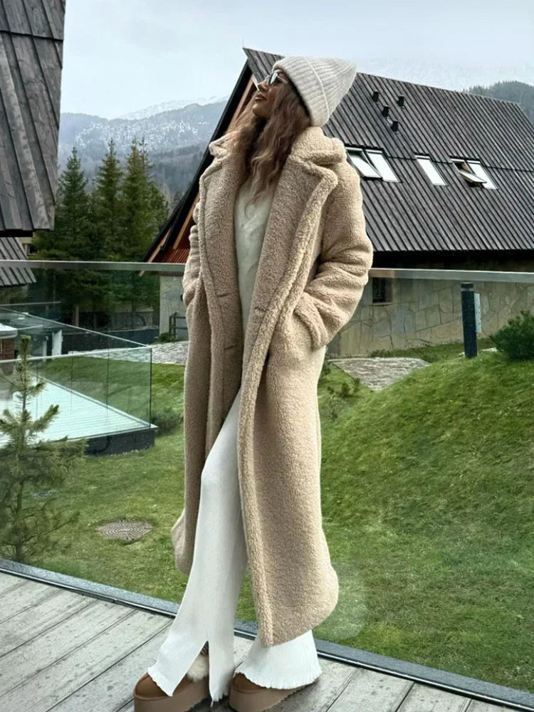 Dayana® | Long warm faux wool coat for women
