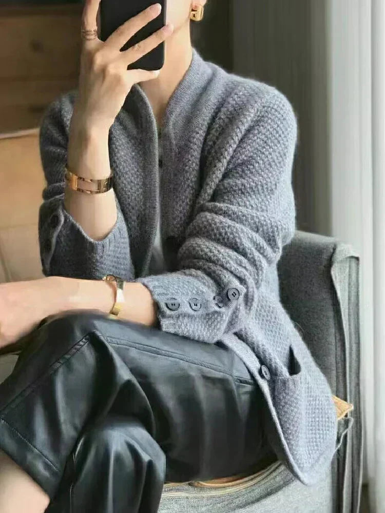 Dulce® | Elegant and versatile winter sweater