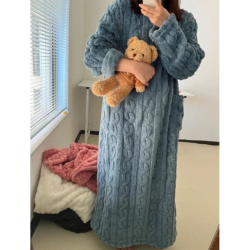 Ava® | Blanket With Sleeves