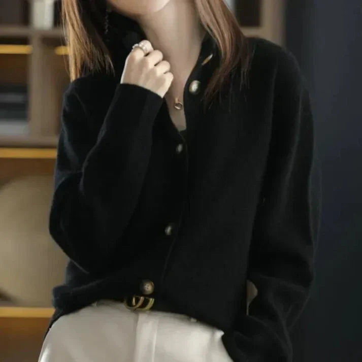 Carolina® | Classic cardigan with buttons