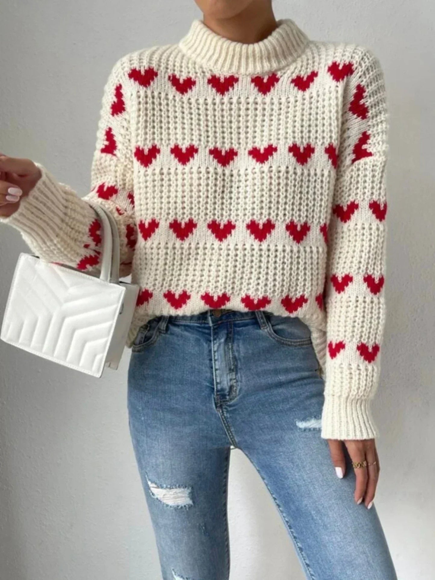 Ariadna® | Beige winter sweater with heart design for women