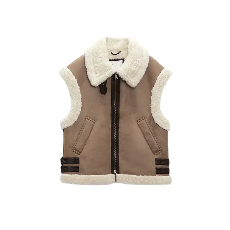 Delia® | Women's vest made of imitation suede with lapel collar