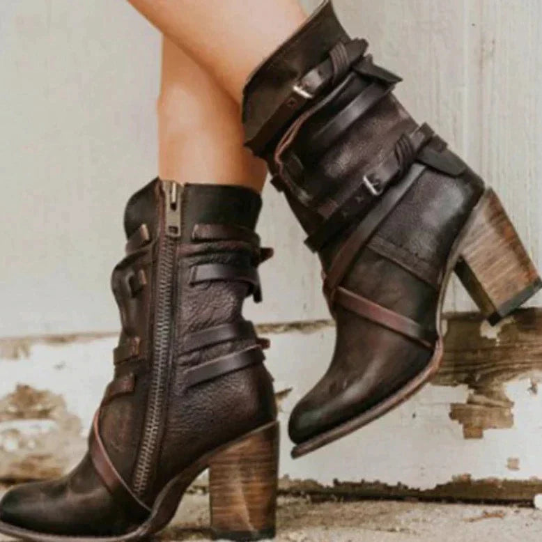 Blanca® | Supportive and trendy orthopedic boots